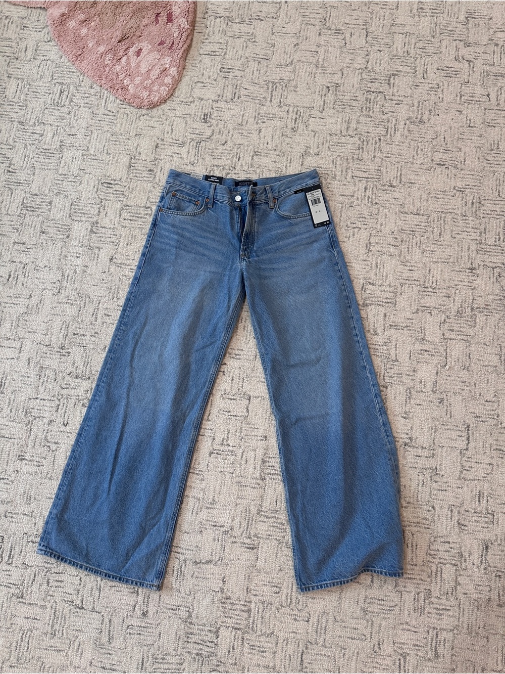 Mavi Womenβs Low Rise Wide Leg Jeans in Light Blue Wash